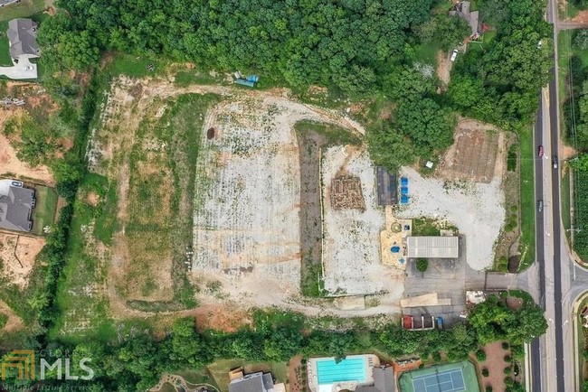 Building Photo - 4965 Braselton Hwy
