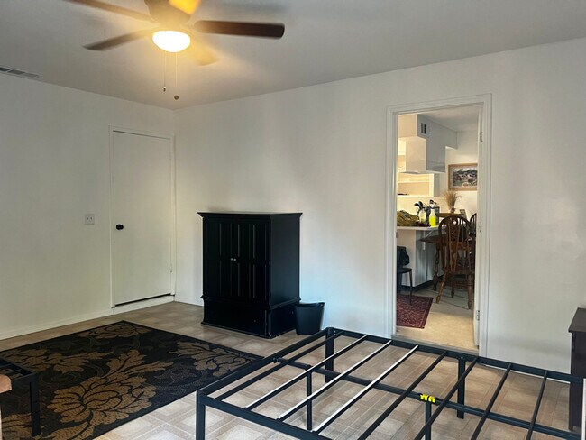 Foto del edificio - 3 S County Center Dr