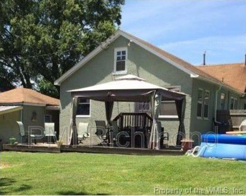 Building Photo - 2117 Parkside Ave
