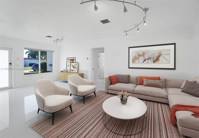 Foto del edificio - 21230 NE 24th Ct