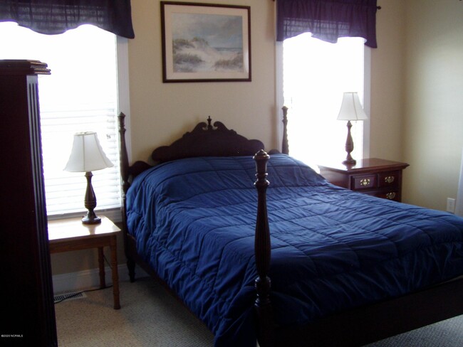 Building Photo - 108 Sea Star Cir