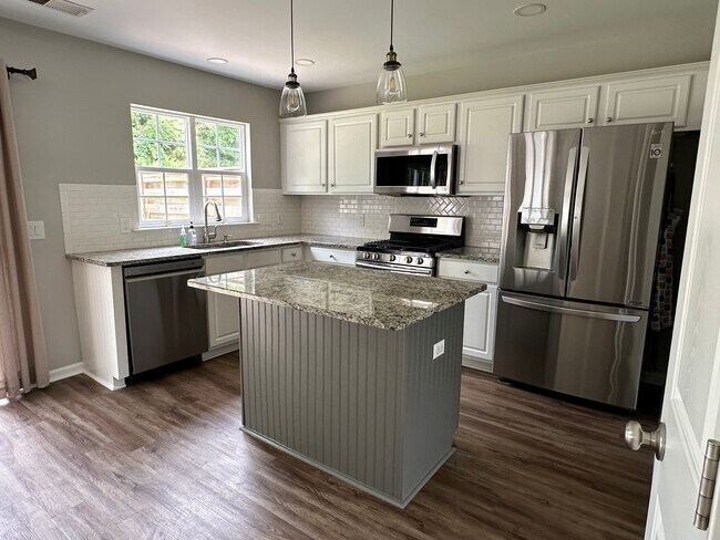 Building Photo - 12147 Bobhouse Dr