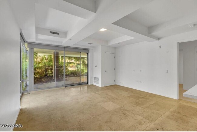 Foto del edificio - 7127 E Rancho Vista Dr