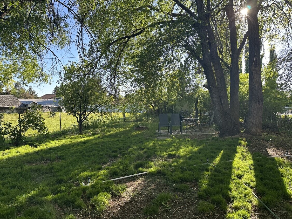 Foto principal - 600 S Main St