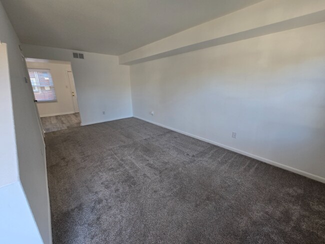 Foto del edificio - 2650 Wayside Dr