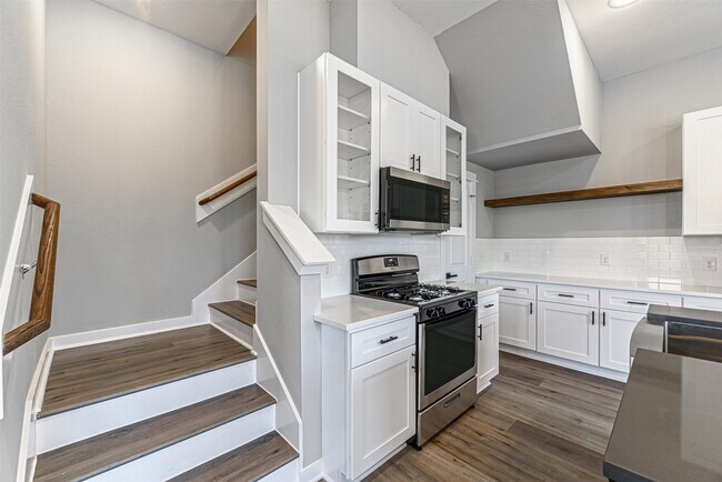 Foto del edificio - 8475 Berry Brush Ln