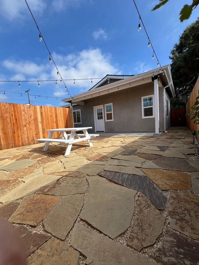 Building Photo - Beautiful New 1-Bedroom, 1-Bathroom Home -...