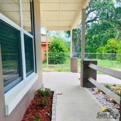 Building Photo - 612 Cedar Park Dr