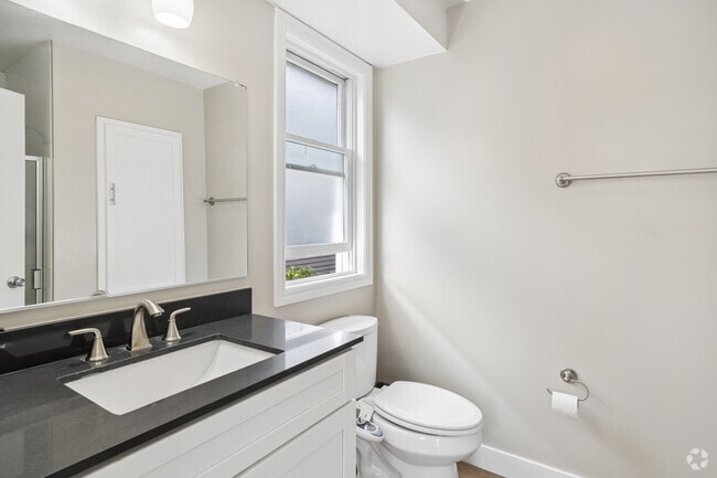 5BR, 3BA - 1,486SF - Primary Bathroom - 2620 Regent