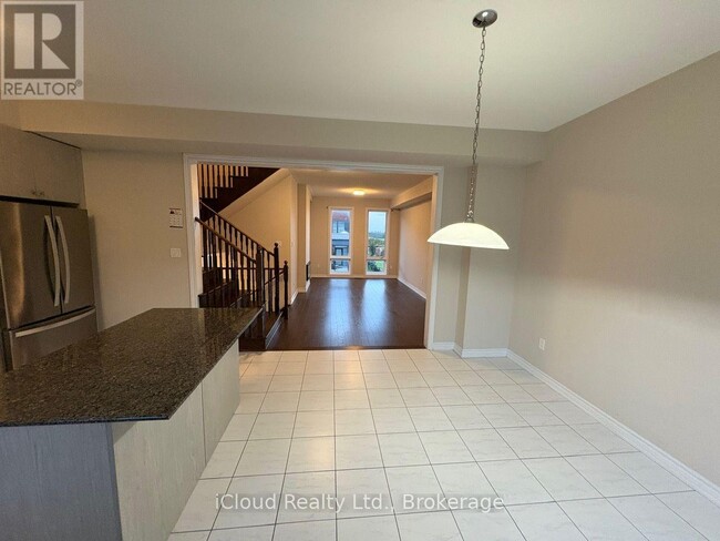 Building Photo - 73 Douet Ln