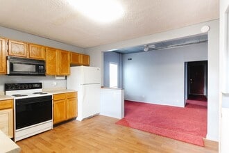 Building Photo - 2405 W Jackson St