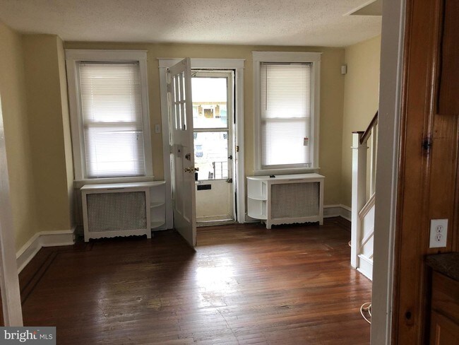 Foto del edificio - 2127 Fraley St