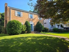 Building Photo - 1310 Rockbridge Ave
