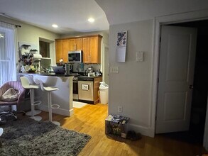 Building Photo - 836 Huntington Ave