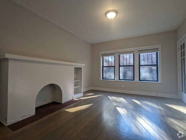 Building Photo - 2530 N Kedzie Blvd