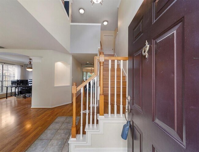 Foto del edificio - 25719 Bearborough Dr