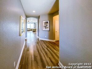 Foto del edificio - 7427 Valle Msn