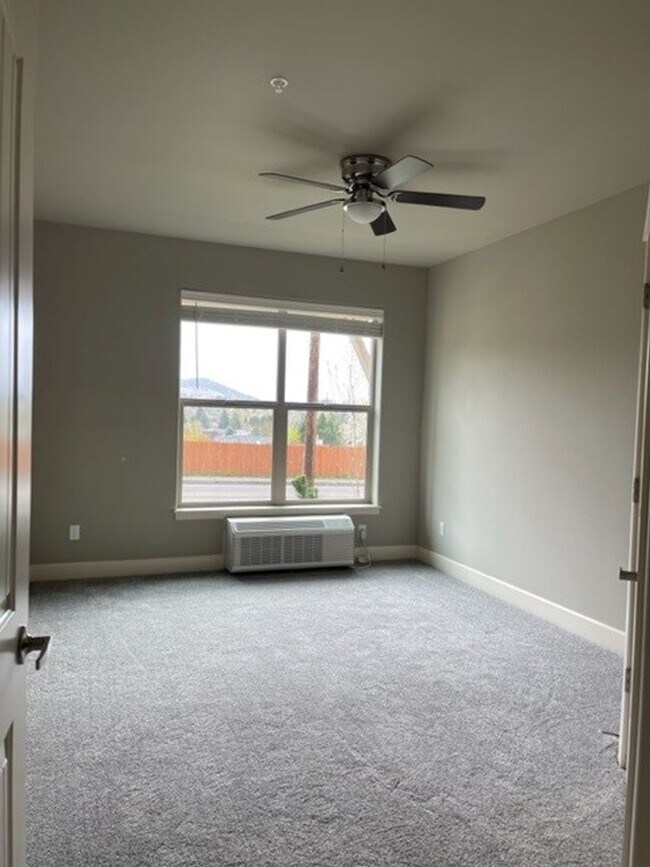 Interior Photo - The Ridge at Bella Vista