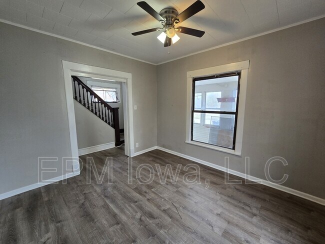 Foto del edificio - 214 Edwards St