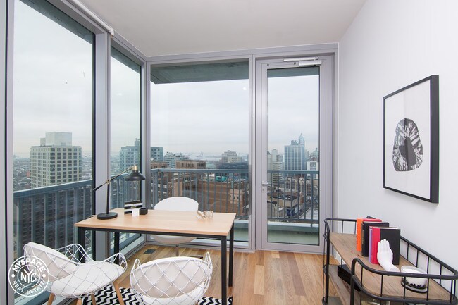 Building Photo - 436 Albee Sq