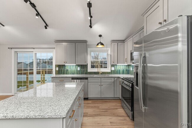 Building Photo - 7789 New Hope E