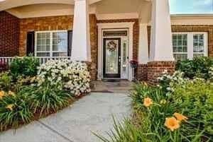 Building Photo - 232 Begonia Ct
