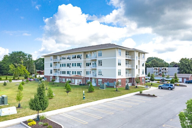 Building Photo - Brooks Apartments