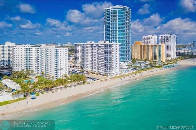 Foto del edificio - 3001 S Ocean Dr