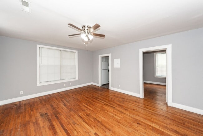 Foto del edificio - 3 Bedroom, 1 Bathroom Home in Dorchester Terrace - North Charleston