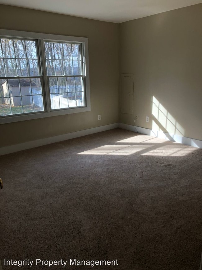 Building Photo - 4 br, 3 bath House - 21 Bannister Lane