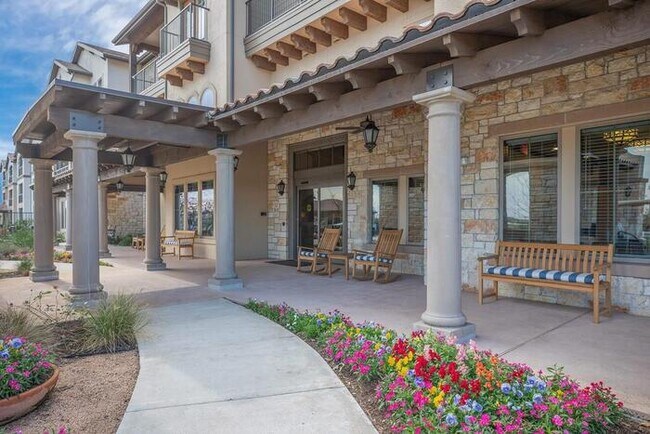 Foto del edificio - 1201 W Harris Rd