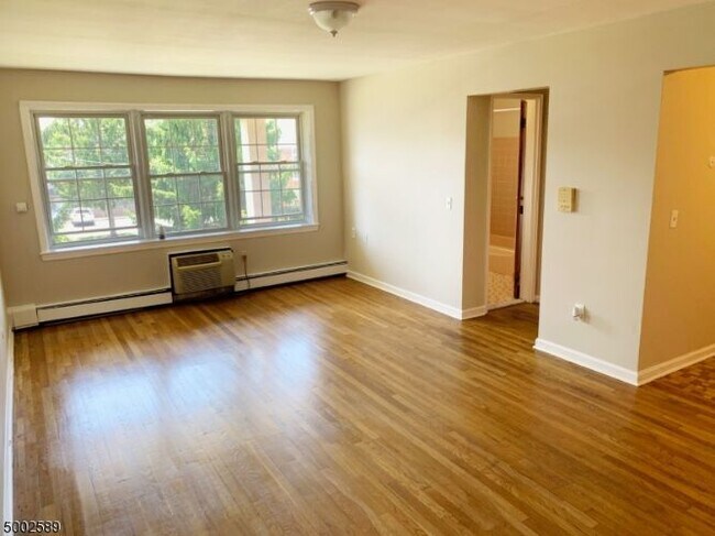 Foto del edificio - 565 Grove St