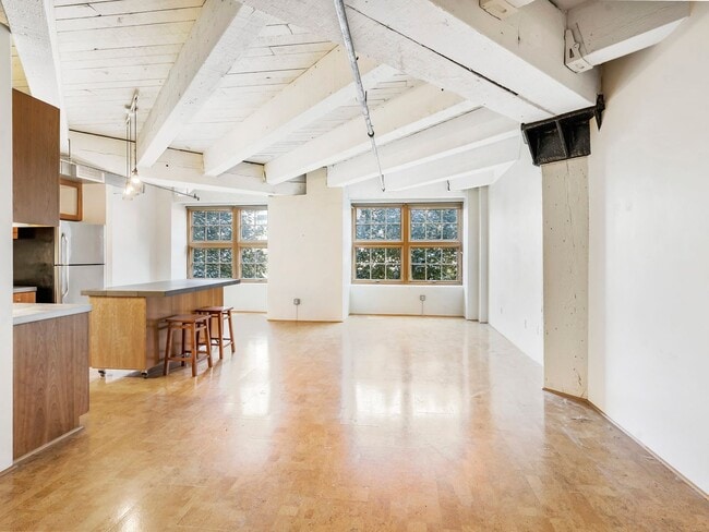 Photo - Marshall Wells - North facing Pearl District Loft w/parking/storage/ac