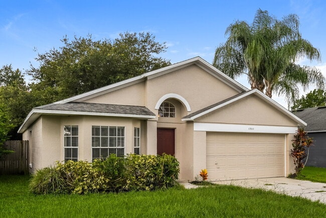 Building Photo - 13611 Glasser Ave