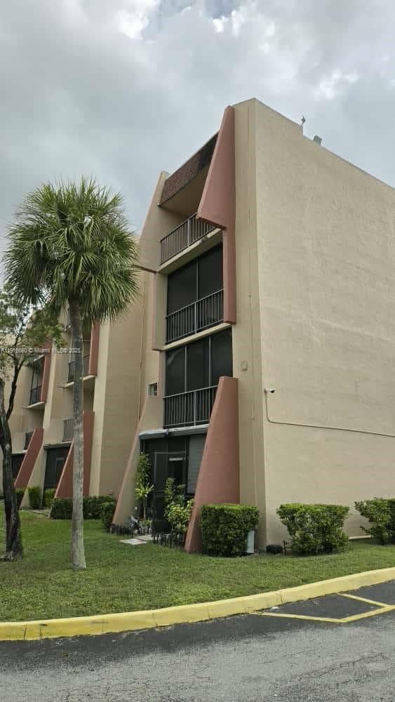 Foto del edificio - 13707 Kendale Lakes Cir