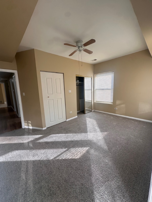 Building Photo - 7223 S Euclid Ave