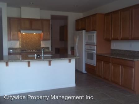 Building Photo - 15200 Via Messina Dr