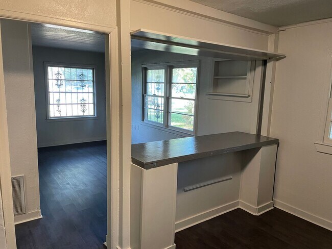 Foto del edificio - Remodeled 3 Bedroom Home