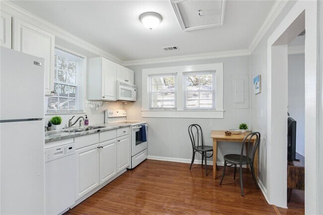 Foto del edificio - 4230 Weaver St SE