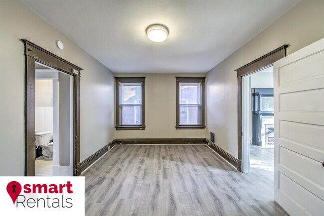 Foto del edificio - 4067 Botanical Ave