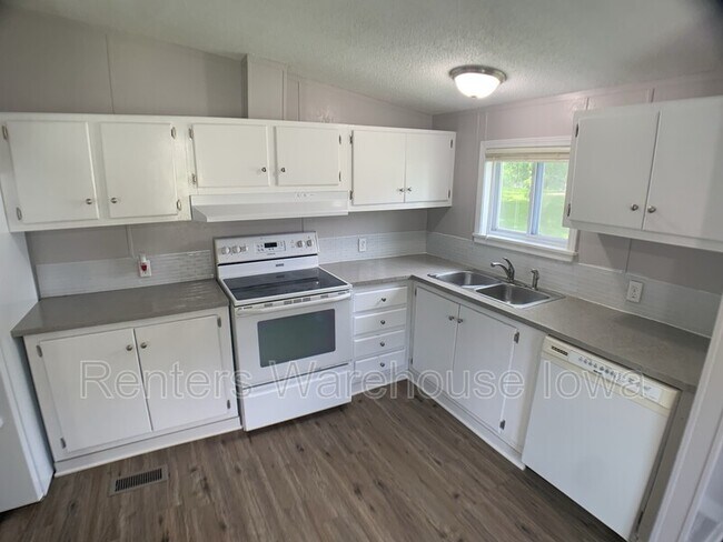 Foto del edificio - 4202 NE 3rd St