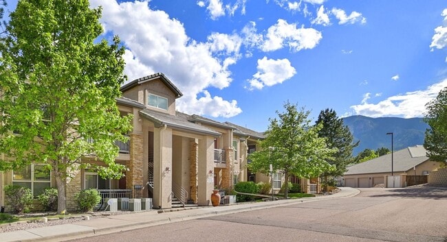 Building Photo - Spacious Top-Floor Condo in Las Casas at Broadmoor Bluffs | 2 Bed / 2 Bath + Garage, Very close t...