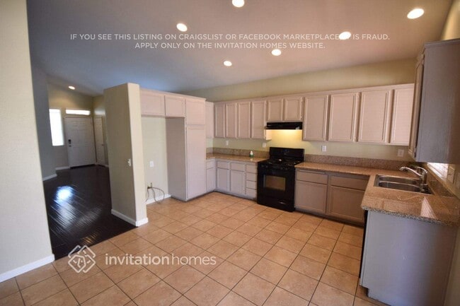 Building Photo - 12037 Reichling Ln