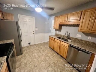 Building Photo - 3425 Hunting Wood Ct