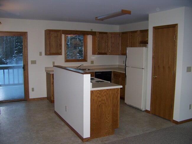 Building Photo - 8909 Curtis Lake Dr