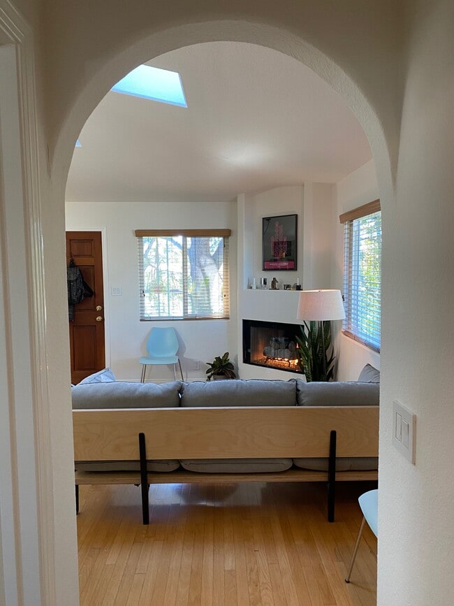 Living Room - 848 Pacific St