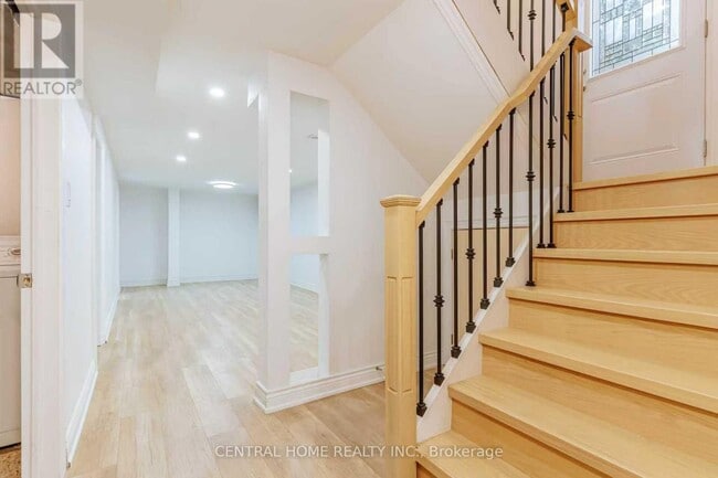 Building Photo - 47 Sherwood Forest Dr