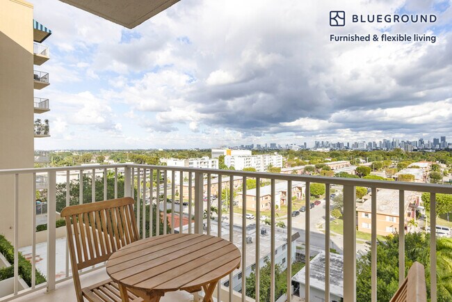 Foto del edificio - 987 SW 37th Ave