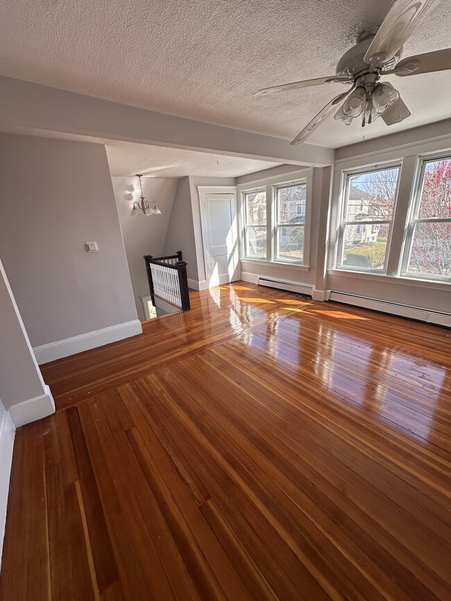 Building Photo - 29 Fales St