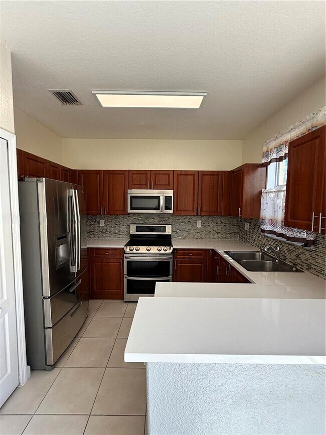 Foto del edificio - 15030 SW 9th Ter